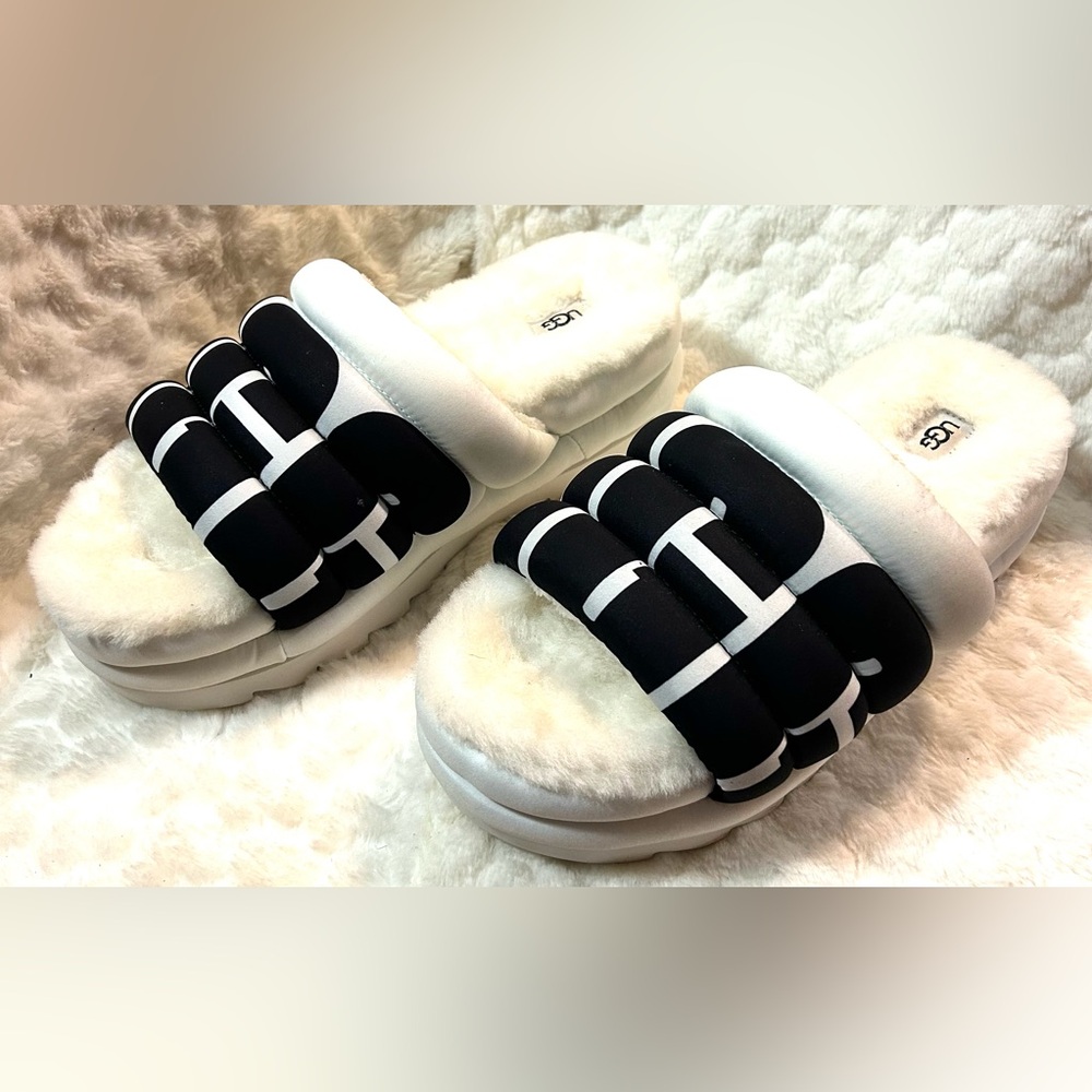UGG Maxi slide LOGO chunky platform sandal  slip on women’s size 9 - Picture 2 of 10